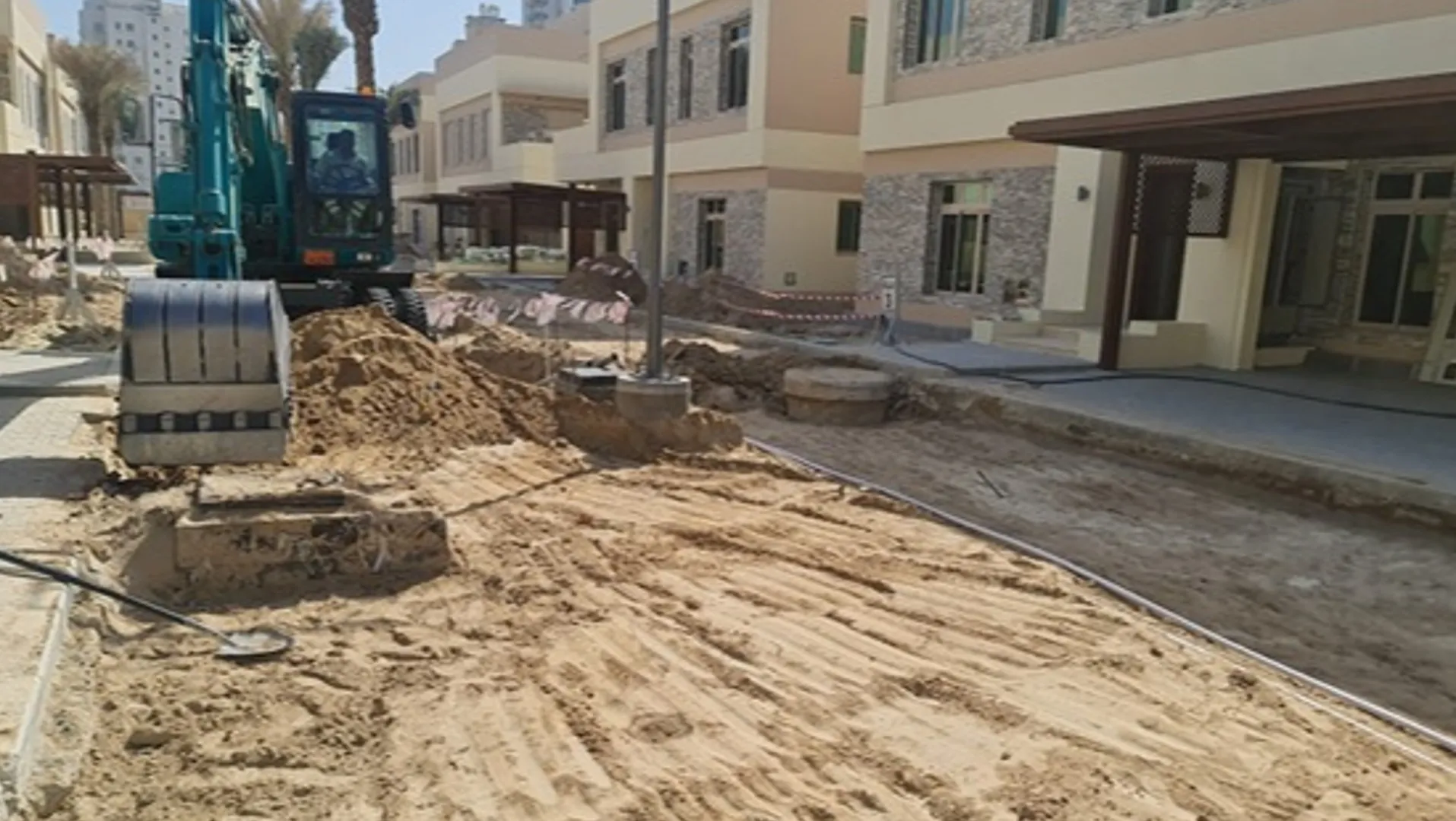 الأعمال المدنية: خدمات البناء والتجديد والتصميم الداخلي